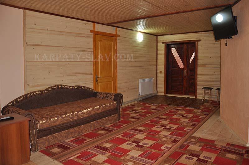 Zacharovany Karpaty Slavske Bagian luar foto