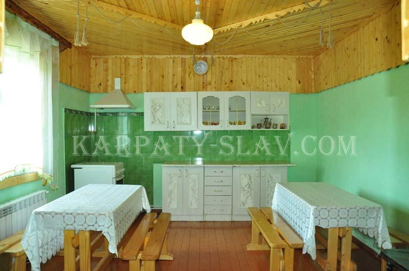 Zacharovany Karpaty Slavske Bagian luar foto